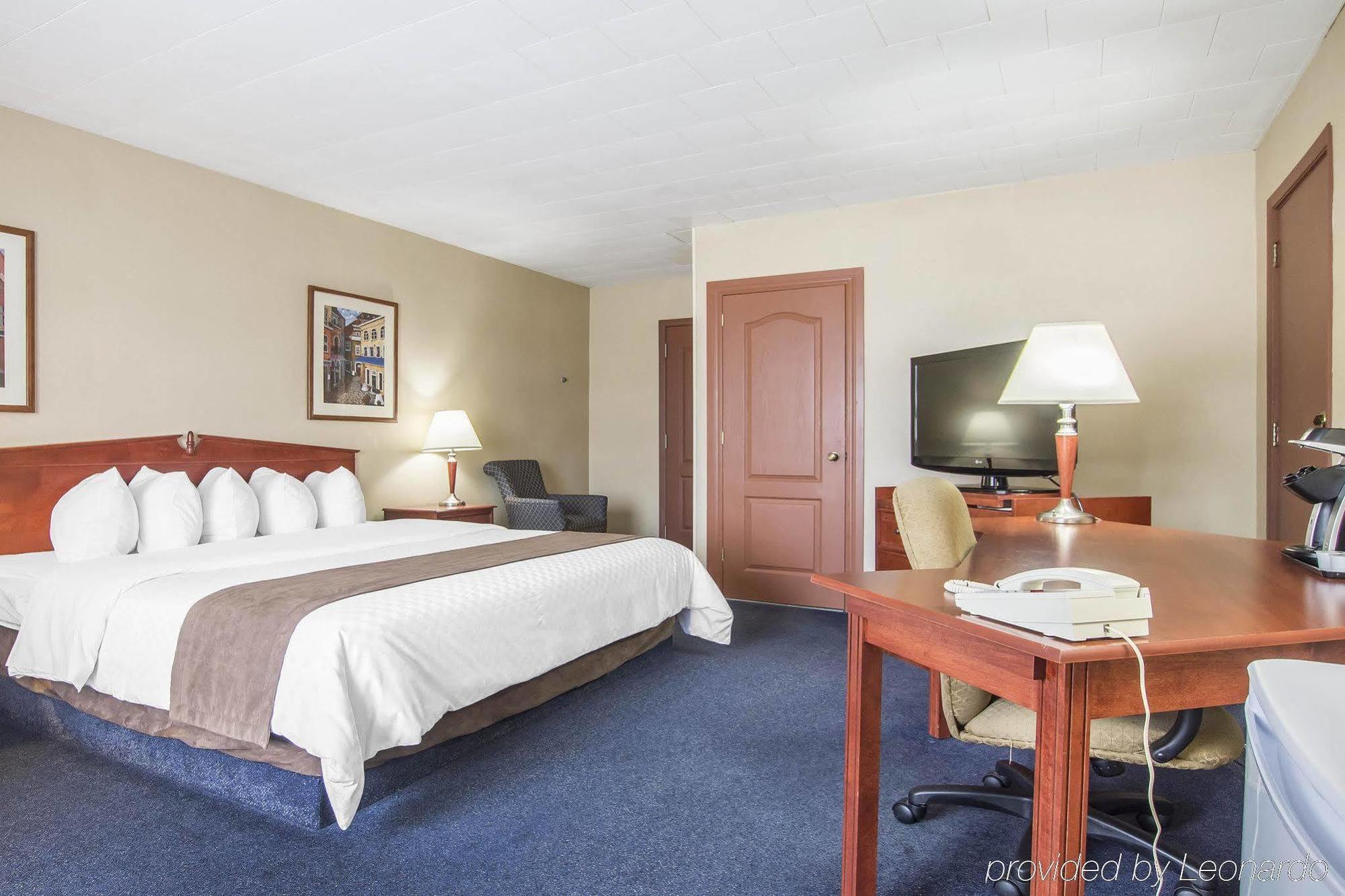 Hotel Danube Bleu Форествил Екстериор снимка